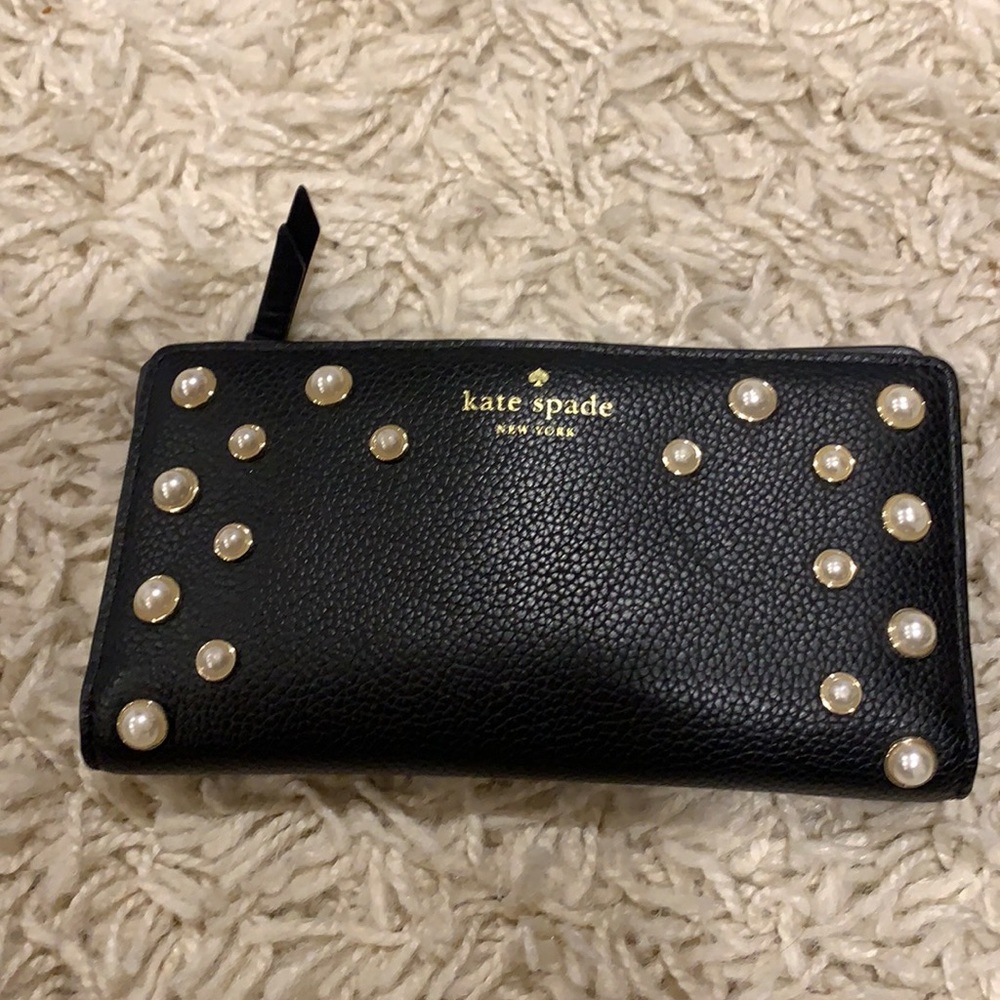 NWOT Kate spade black pearl serrano pearl place Stacy wallet